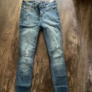 Hollister mid rise super skinny jeans